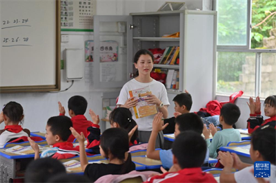 可爱的乡村——活跃在乡村振兴一线的“00”后